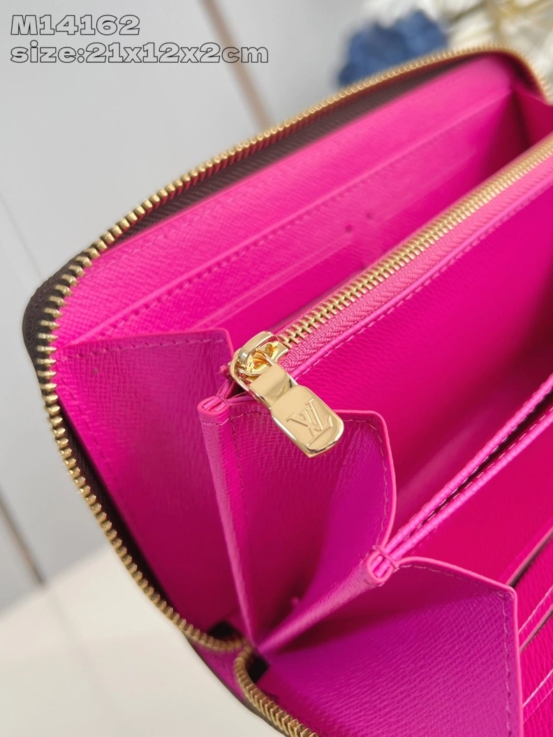 Modern LX Wallets 1331