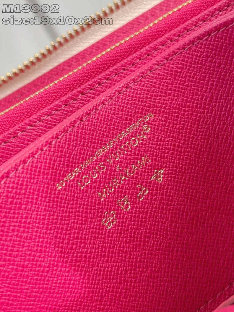 Flexible LX Wallets 1308