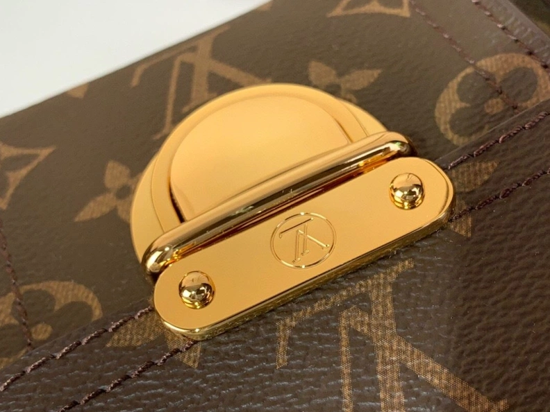 Comfortable LX Top Handle Bags 1390