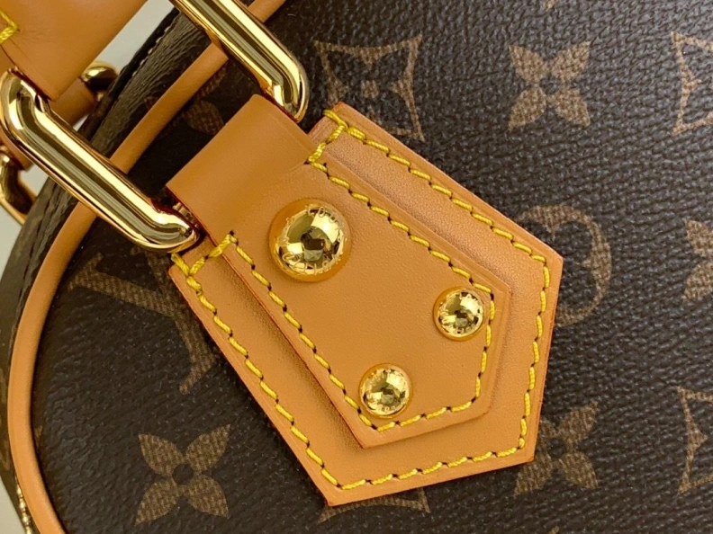 Comfortable LX Top Handle Bags 1390