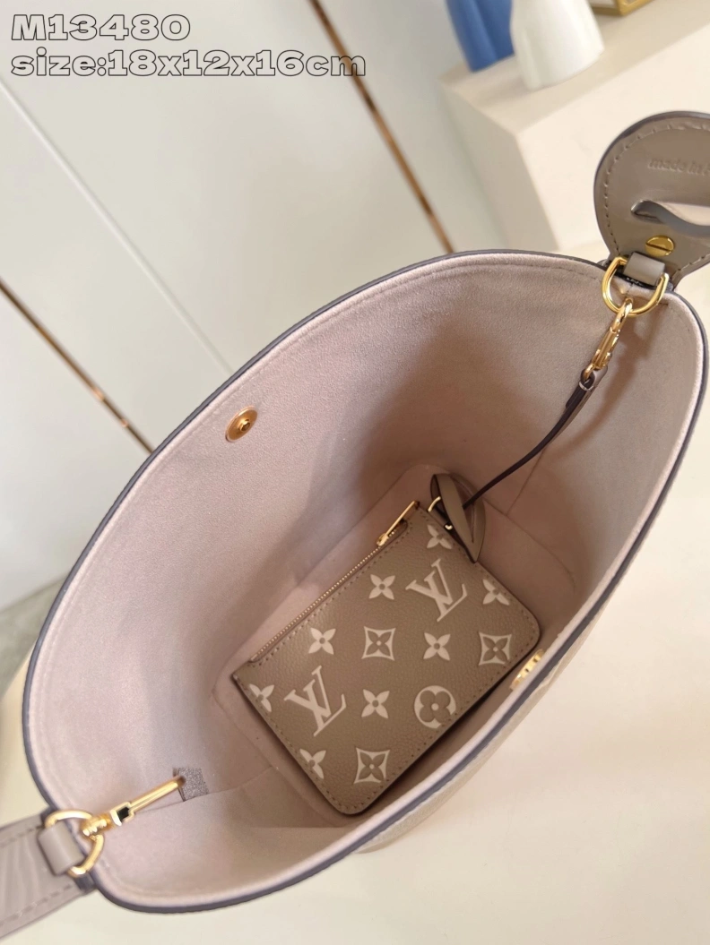 Functional LX Shopping Bags 1428