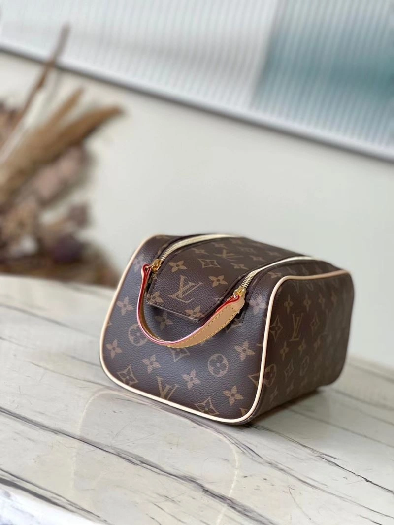 SportInspired LX Cosmetic Bags 6041