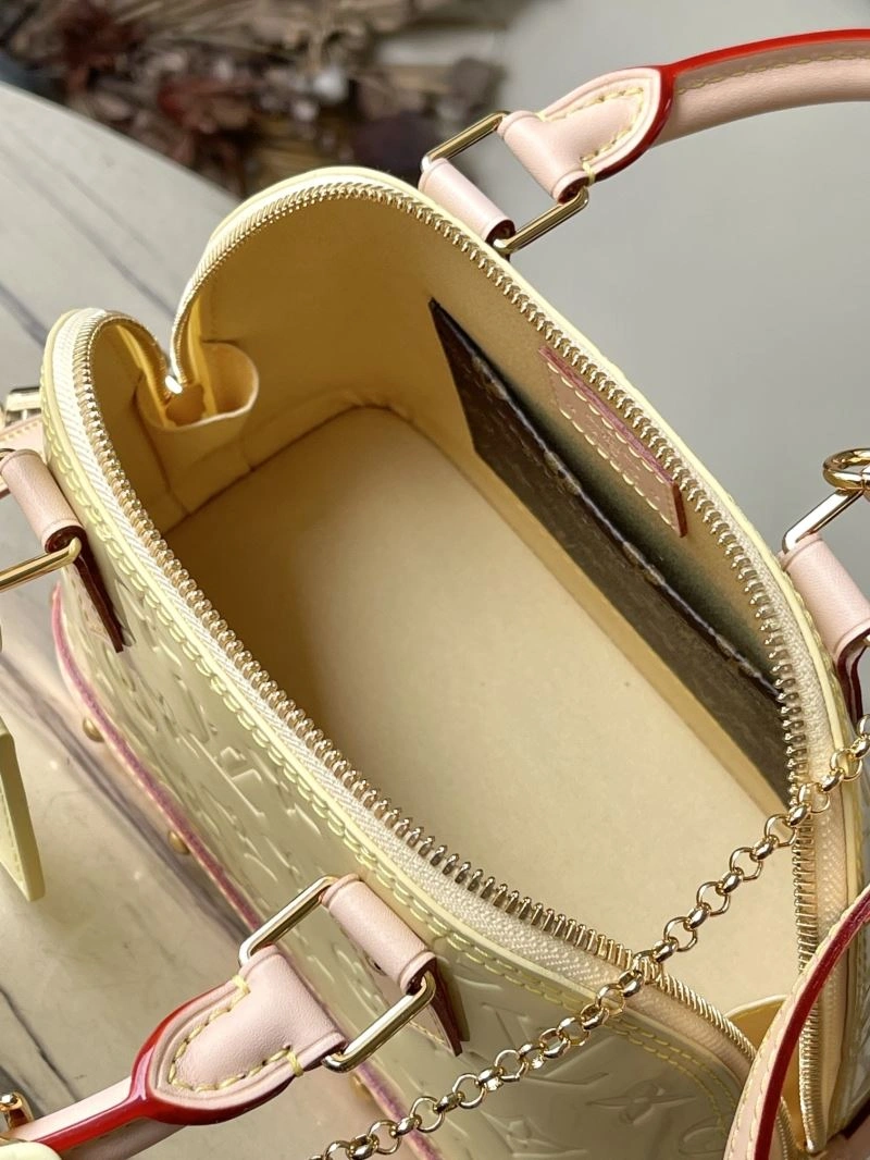 Comfortable LX Top Handle Bags 5925