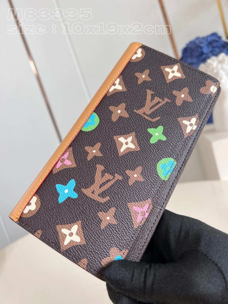 Breathable LX Wallets 5812