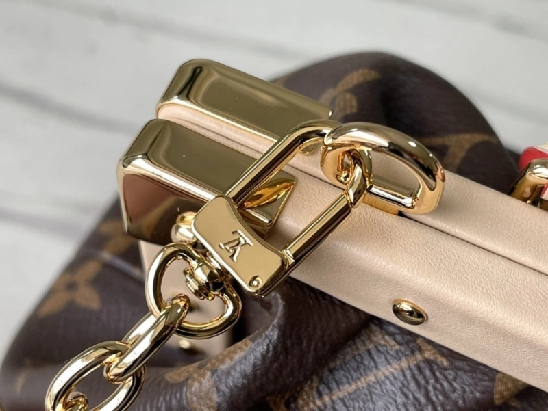 LX Top Handle Bags EyeCatching 4757