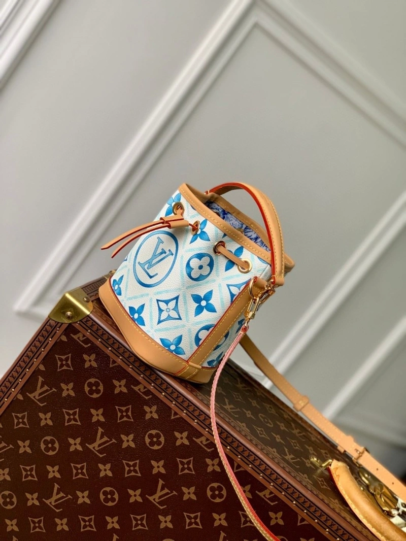 LX Bucket Bags Refined 4942