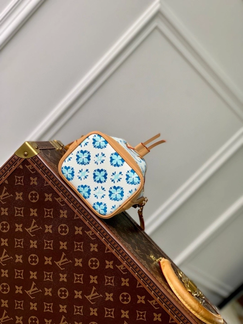 LX Bucket Bags Refined 4942