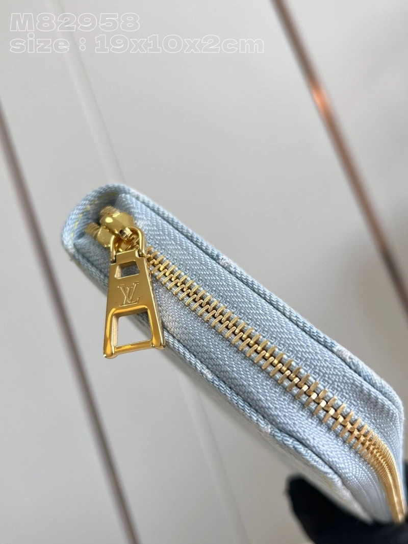 Soft LX Wallets 4705