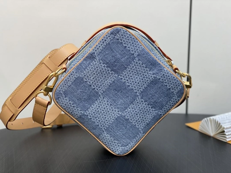Functional LX Box Bags 4970