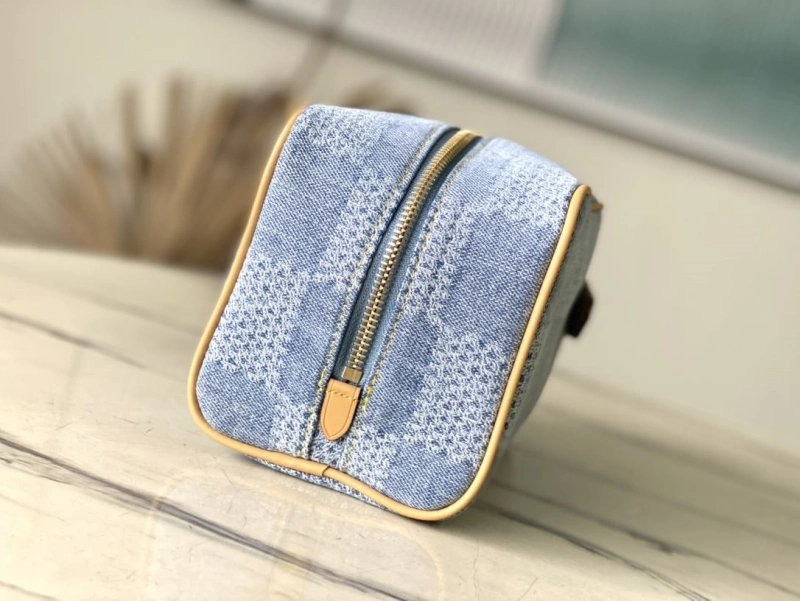 LX Cosmetic Bags Classic 4886