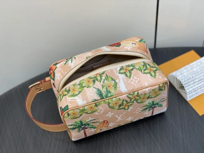 Lightweight LX Cosmetic Bags 4901