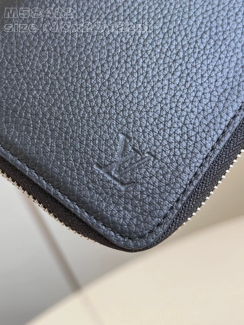 Soft LX Wallets 4711