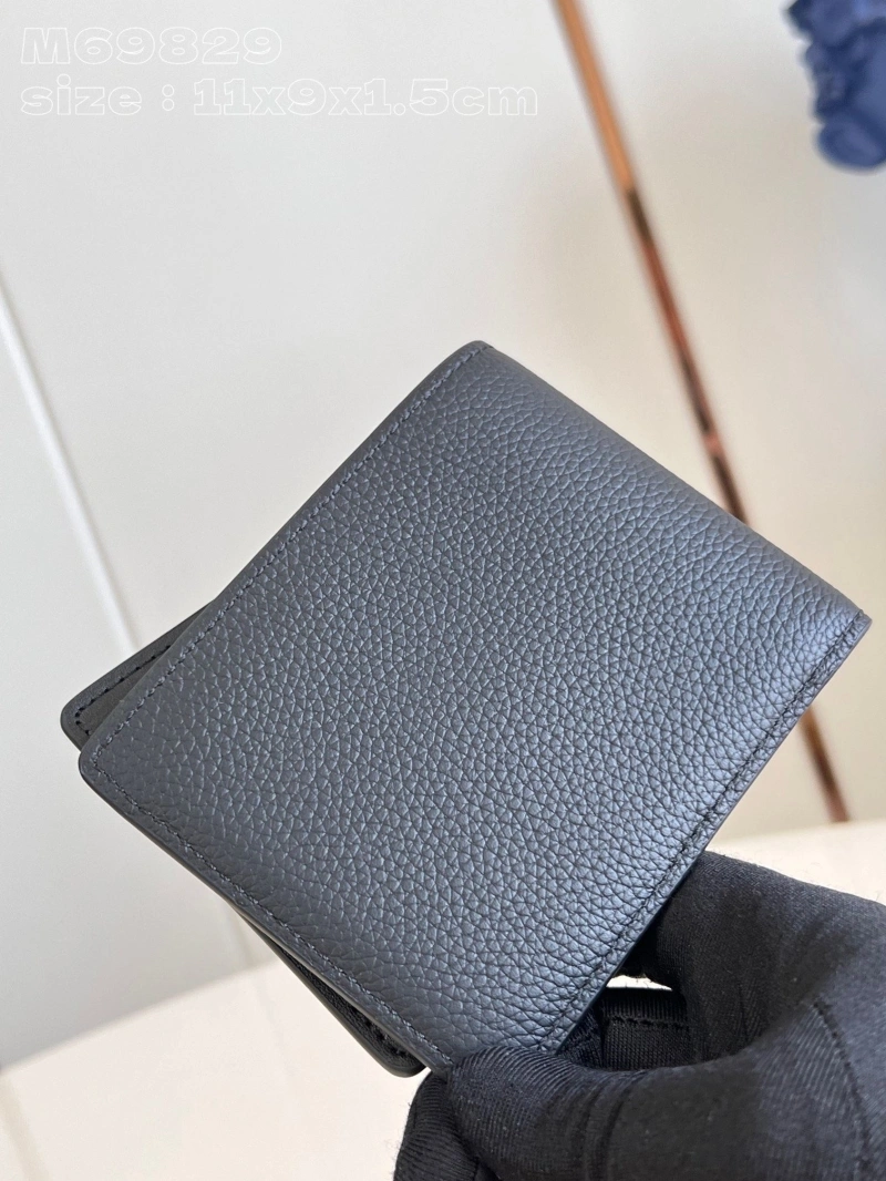 Stylish LX Wallets 4690