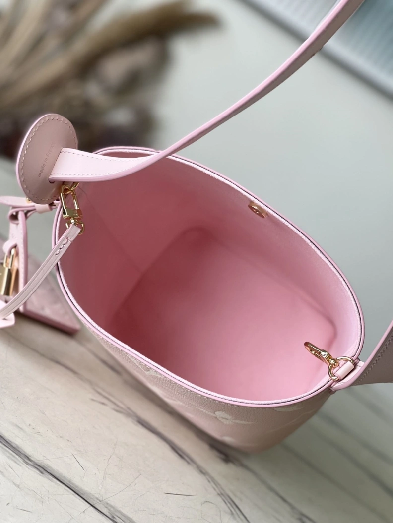 LX Bucket Bags Compact 165