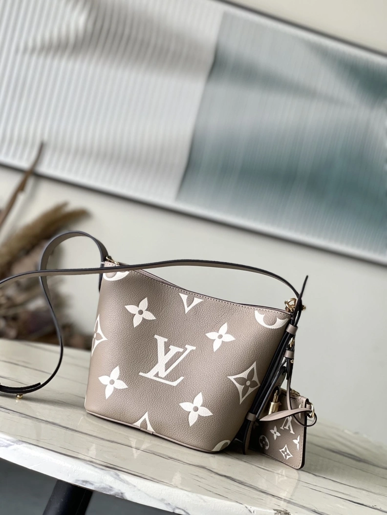 EyeCatching LX Bucket Bags 212