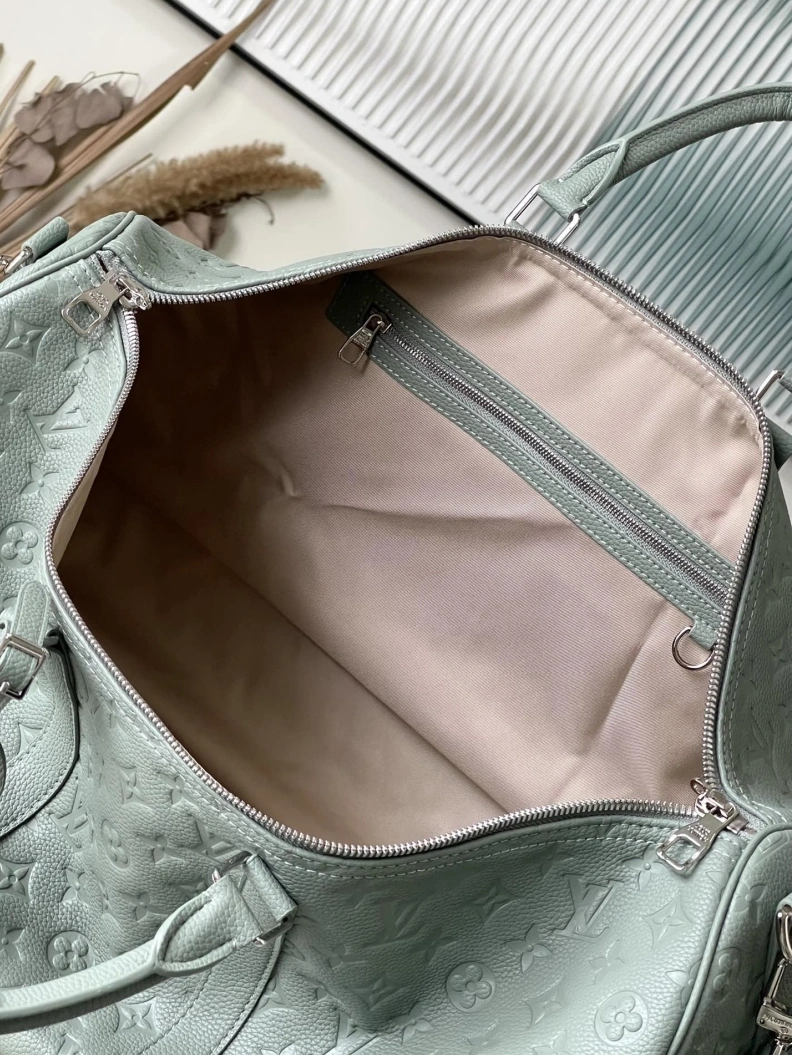 Stylish LX Travel Bags 108