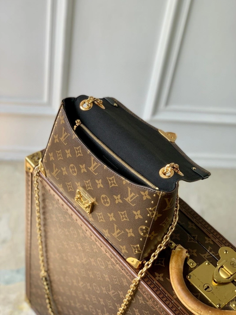 Resilient LX Satchel Bags 147