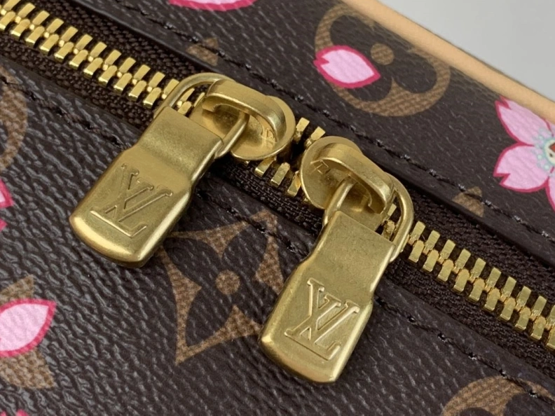 LX Cosmetic Bags Sophisticated 160
