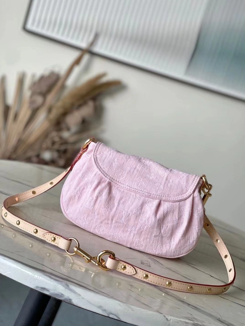 GoAnywhere LX Satchel Bags 136