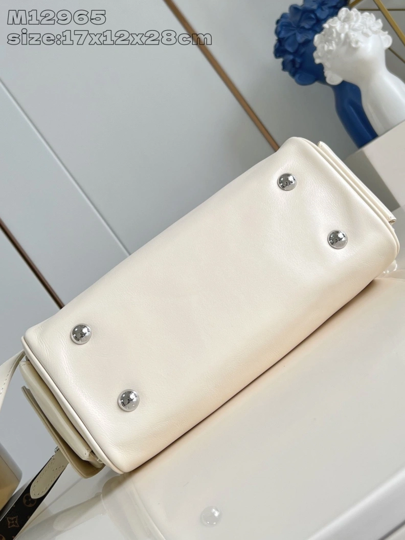 Vibrant LX Top Handle Bags 107