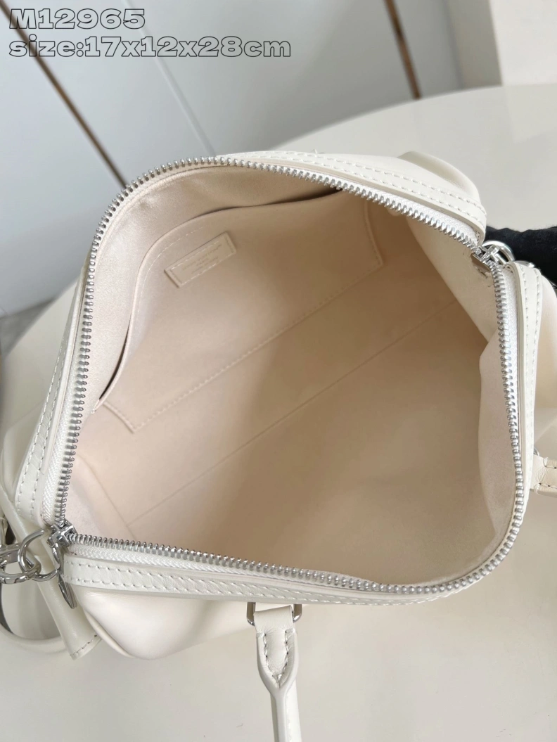 Vibrant LX Top Handle Bags 107