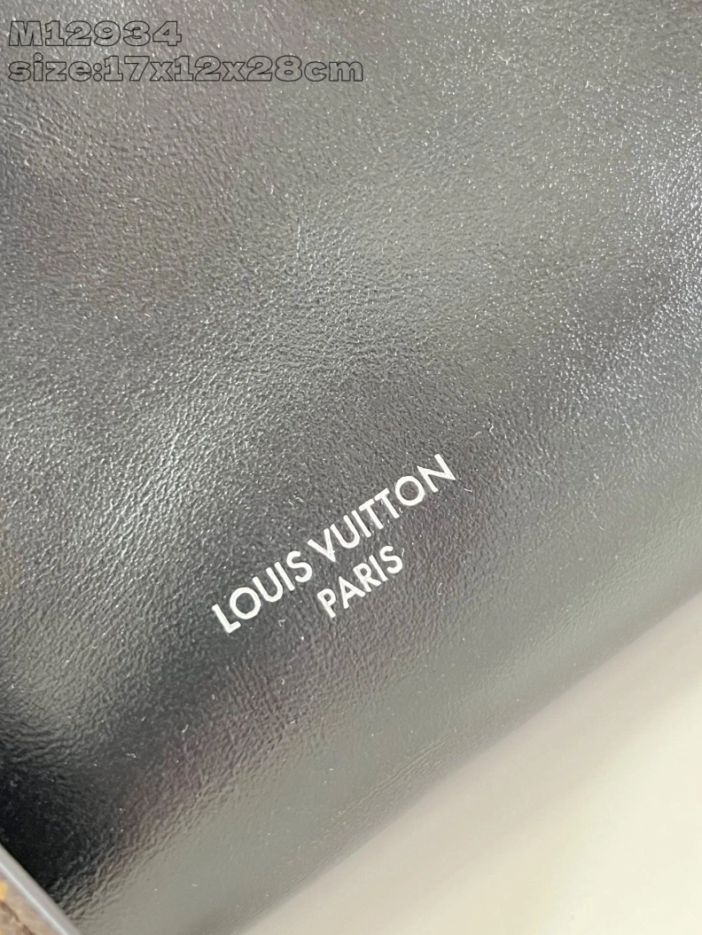 WellDesigned LX Top Handle Bags 105