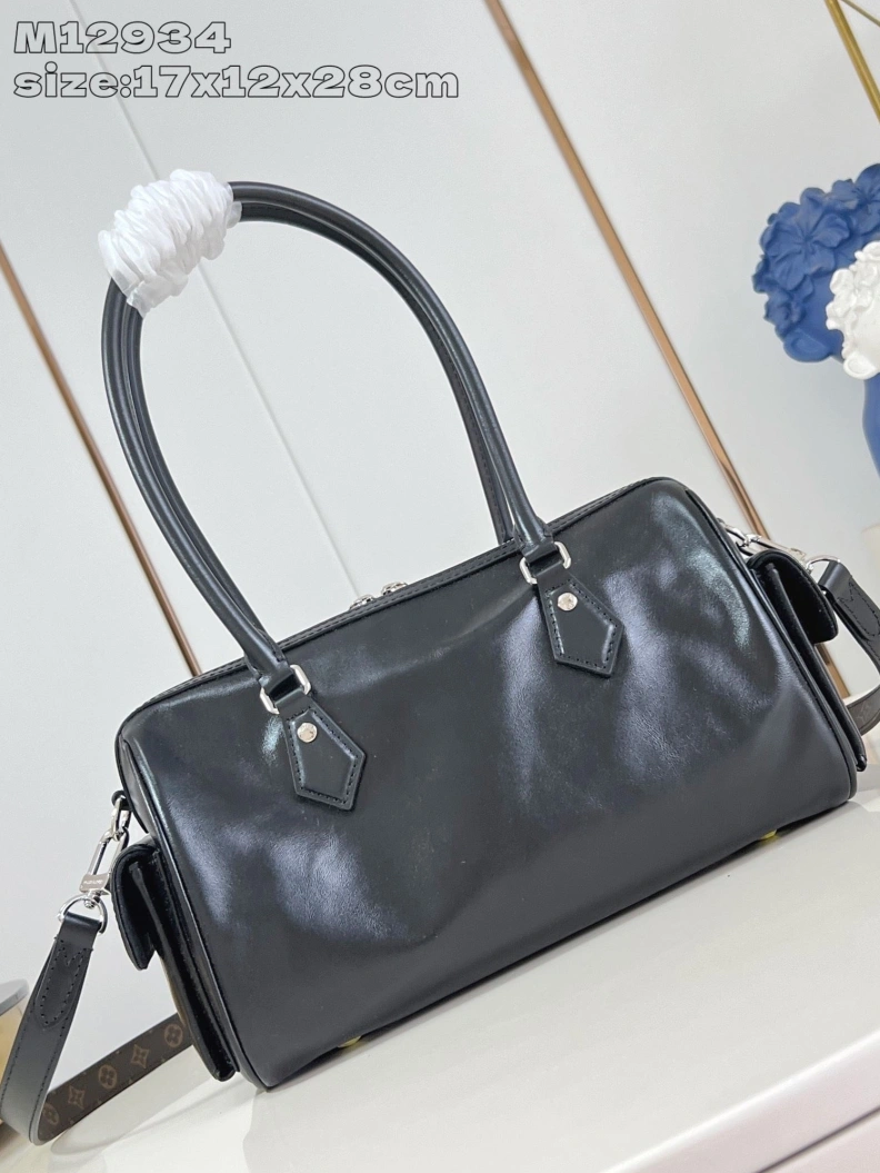 WellDesigned LX Top Handle Bags 105