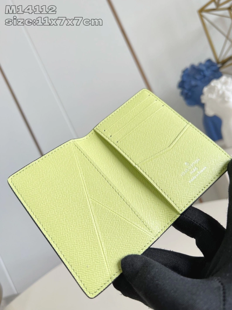Reliable LX Wallets 106