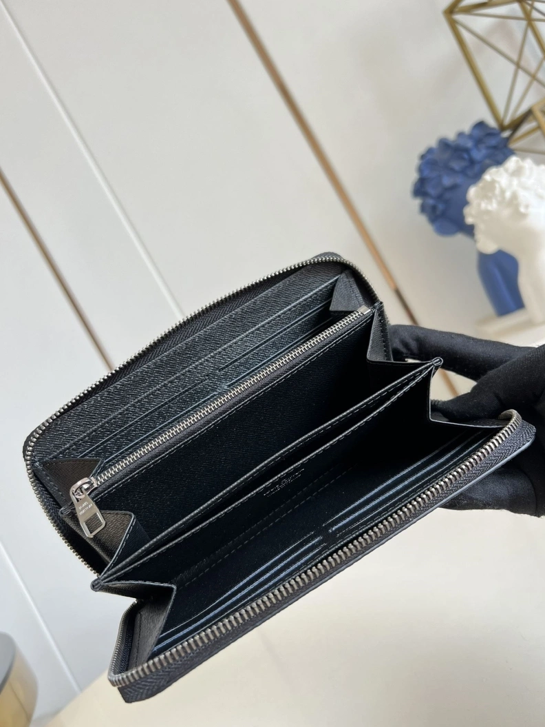 WellDesigned LX Wallets 93