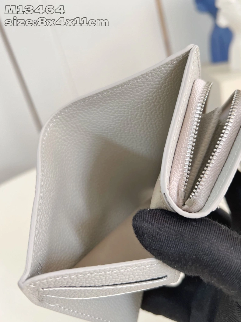 Modern LX Wallets 177