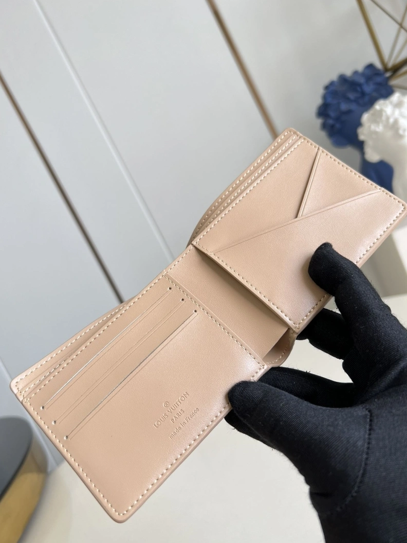 Vibrant LX Wallets 109