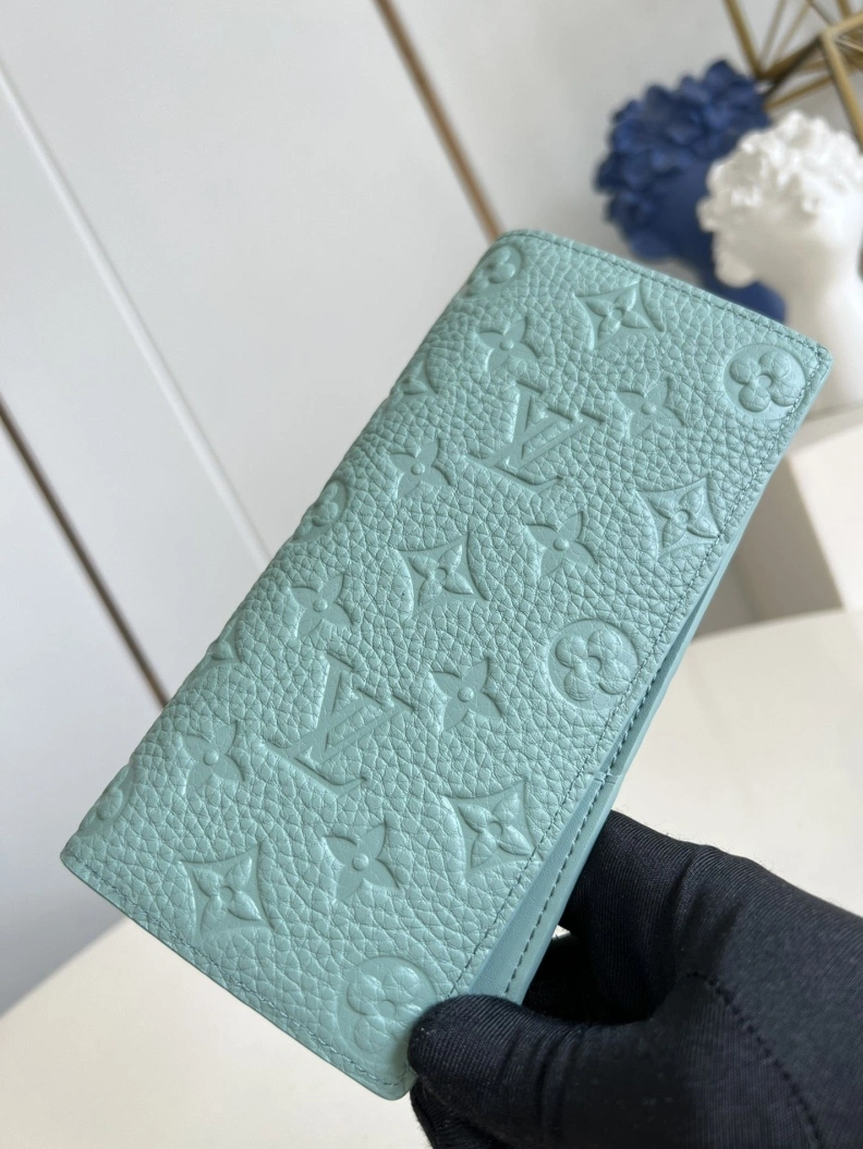Reliable LX Wallets 54