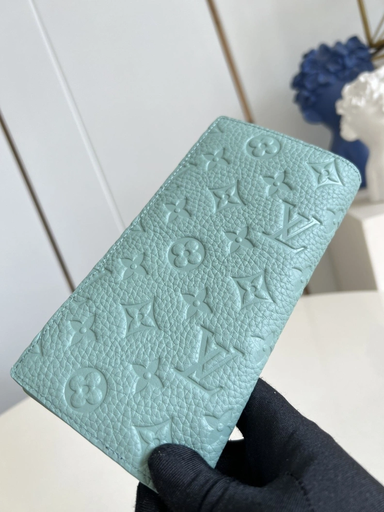 Reliable LX Wallets 54