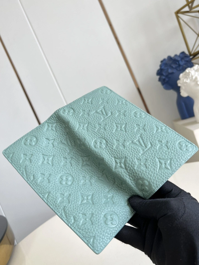 Reliable LX Wallets 54