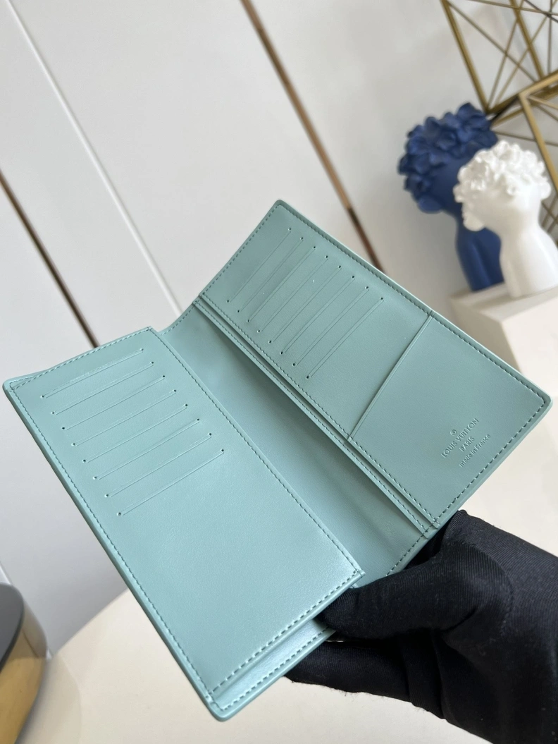 Reliable LX Wallets 54