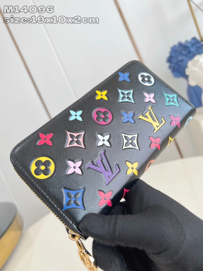 EyeCatching LX Wallets 56