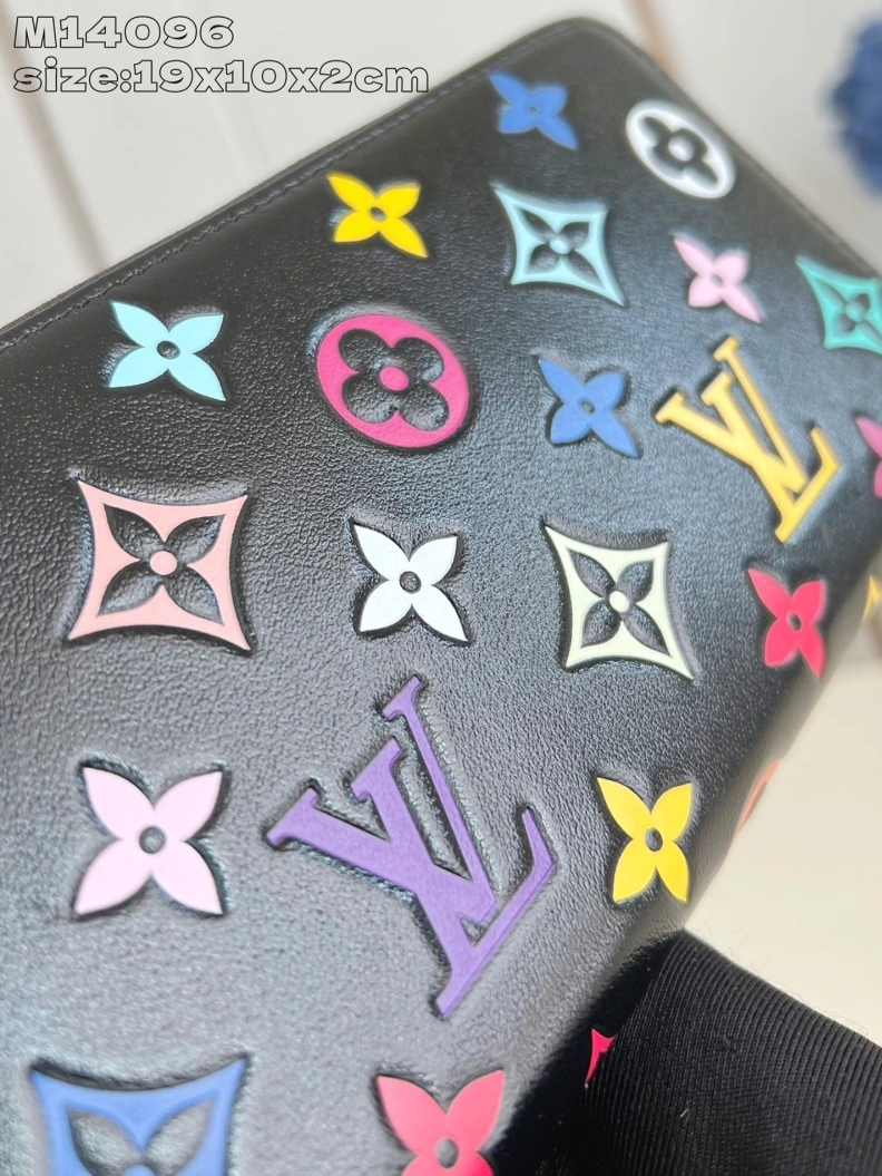 EyeCatching LX Wallets 56