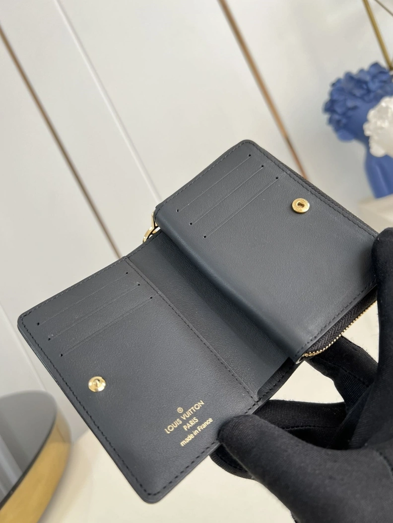 Durable LX Wallets 64