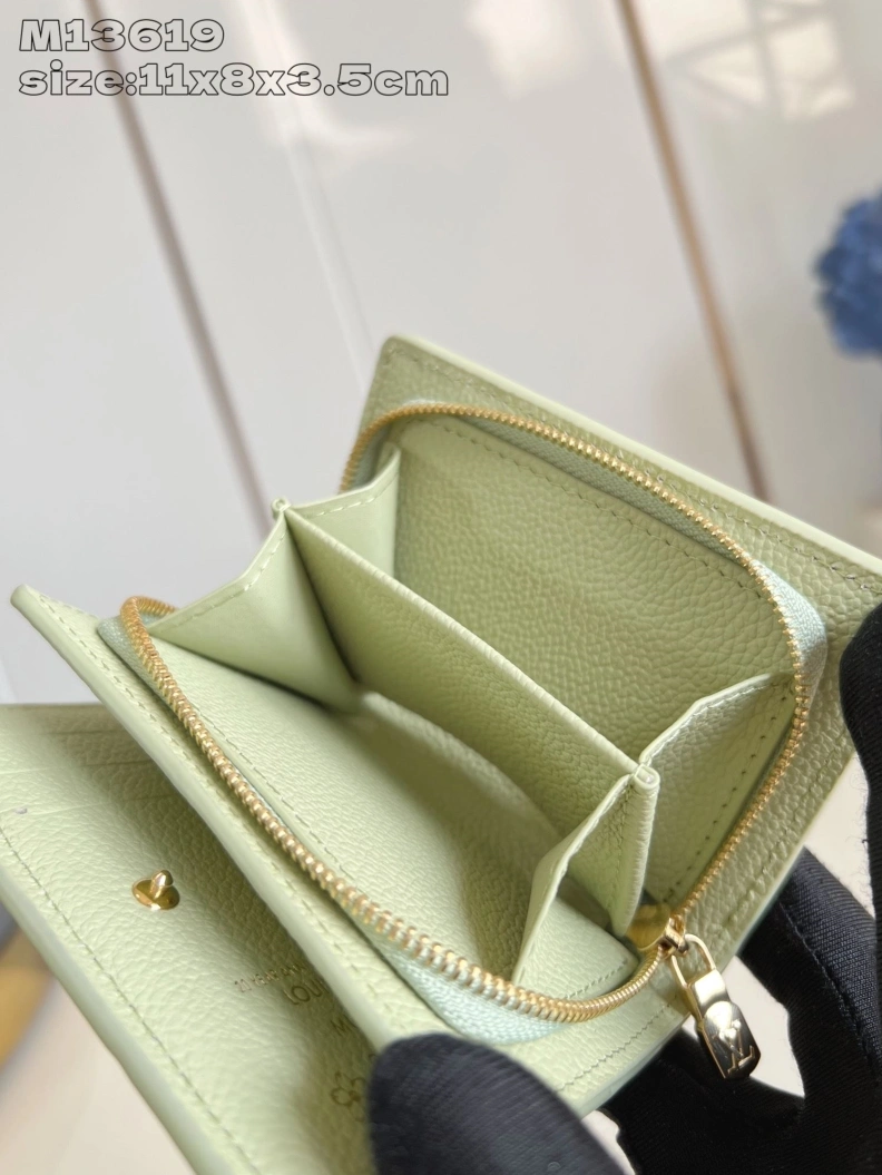 Durable LX Wallets 42