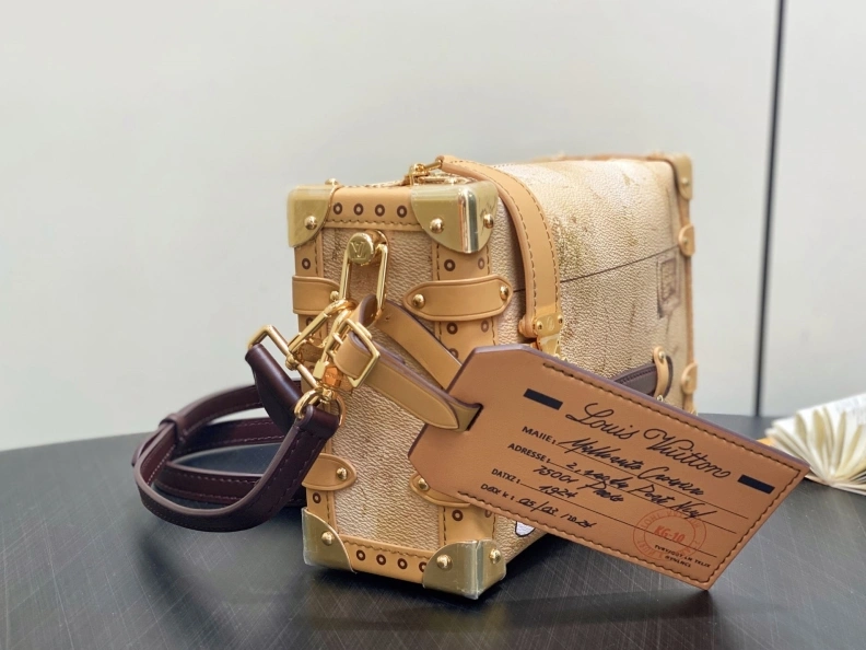WellDesigned LX Box Bags 169