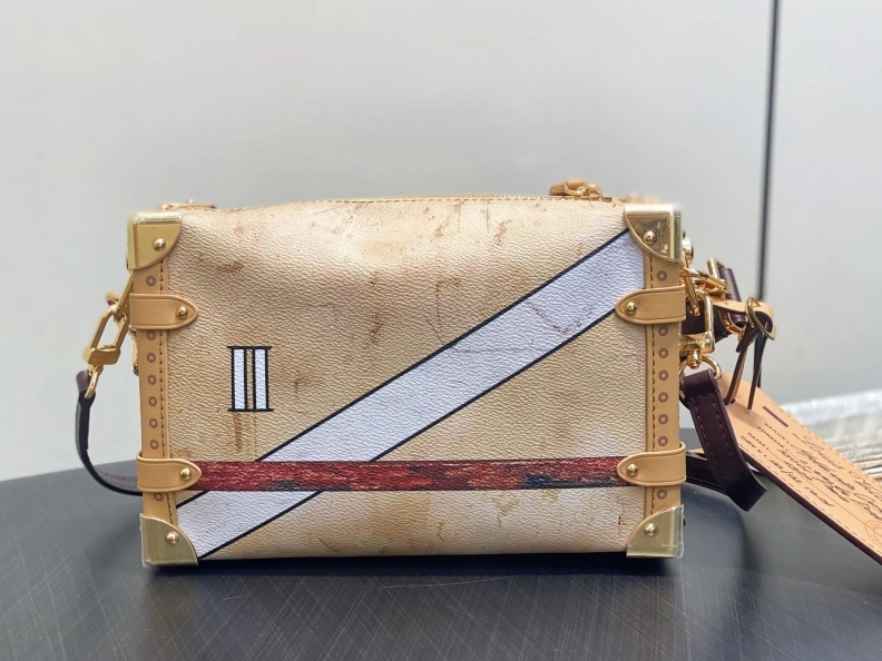 WellDesigned LX Box Bags 169