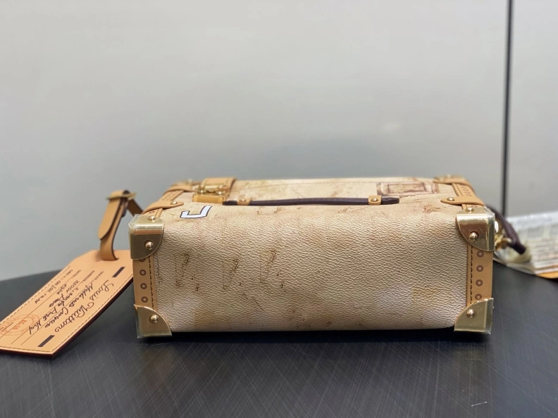 WellDesigned LX Box Bags 169