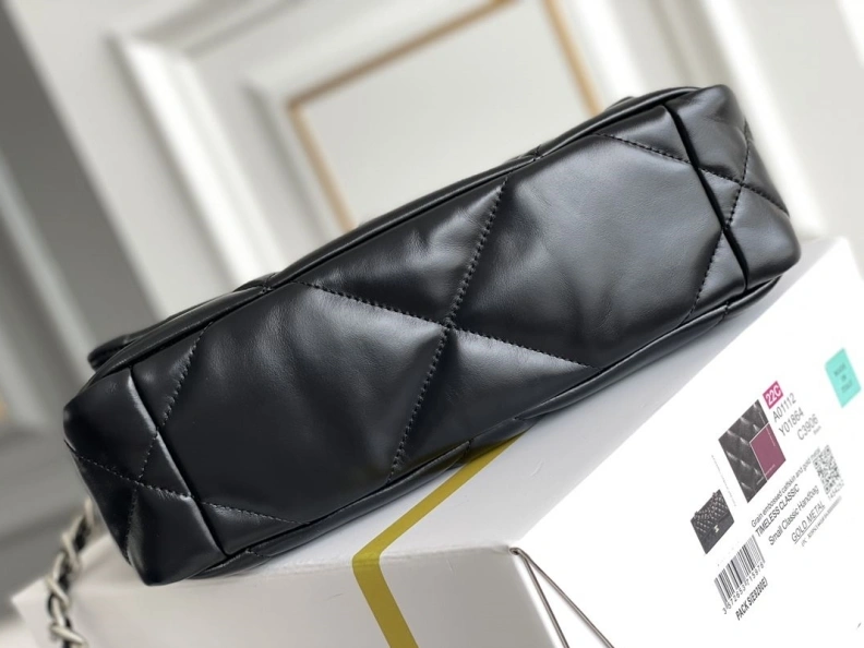 Resilient Chxnxl 19 Bags 28905