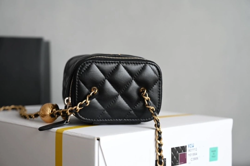 Chxnxl Cosmetic Bags Sleek 28835