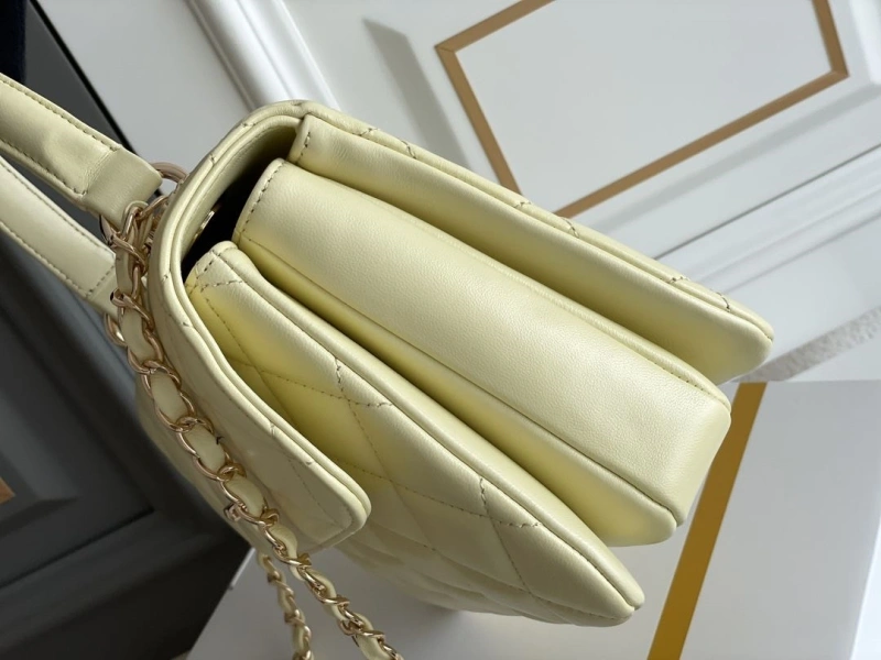 Trendy Chxnxl Top Handle Bags 28650