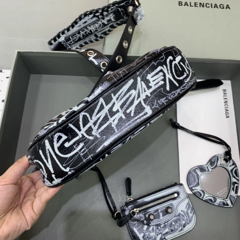 Bxlxnciaga  City Bags StreetReady 85920