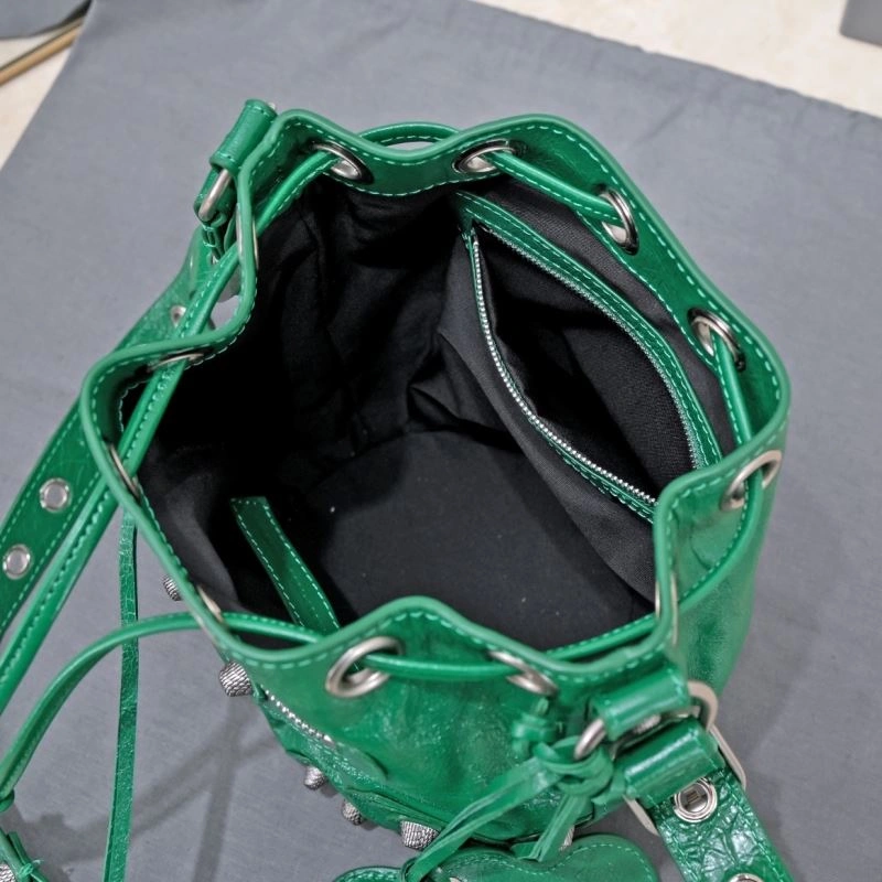 Bxlxnciaga Bucket Bags Sophisticated 85933