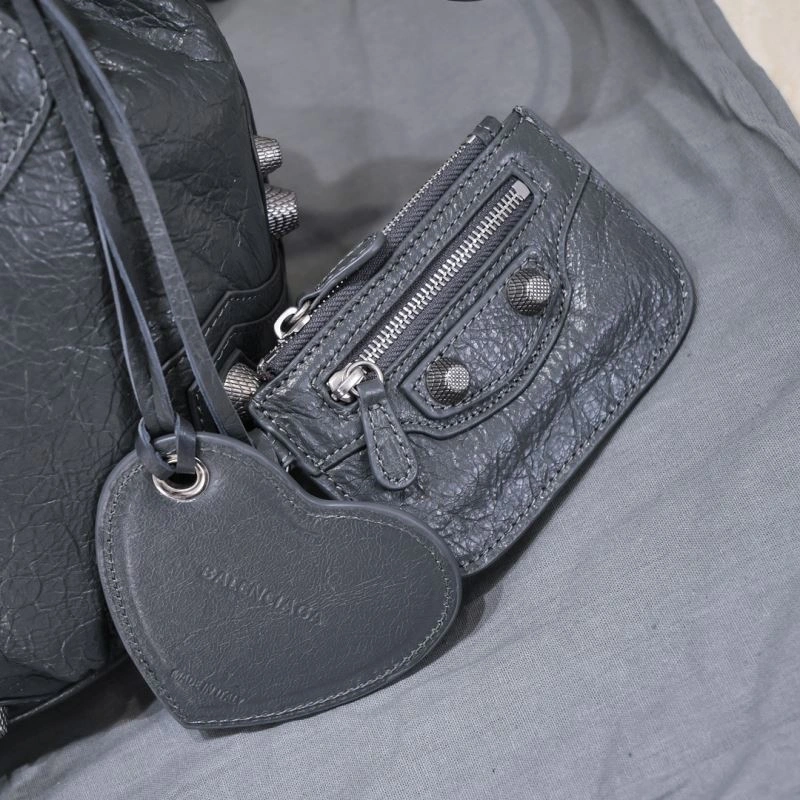 Bxlxnciaga Bucket Bags SmartChoice 85937