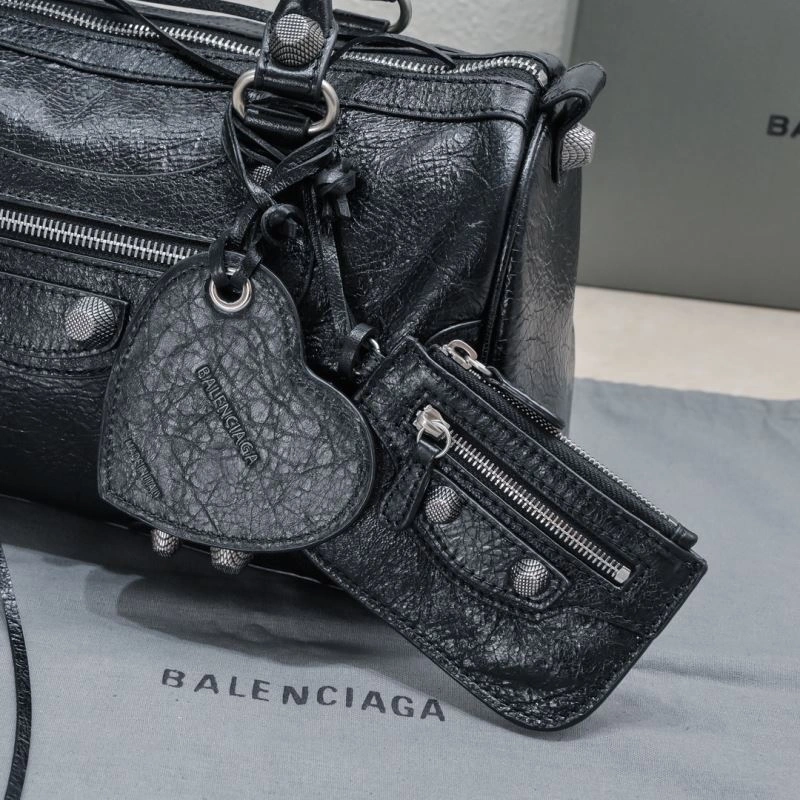 Versatile Bxlxnciaga Top Handle Bags 85356