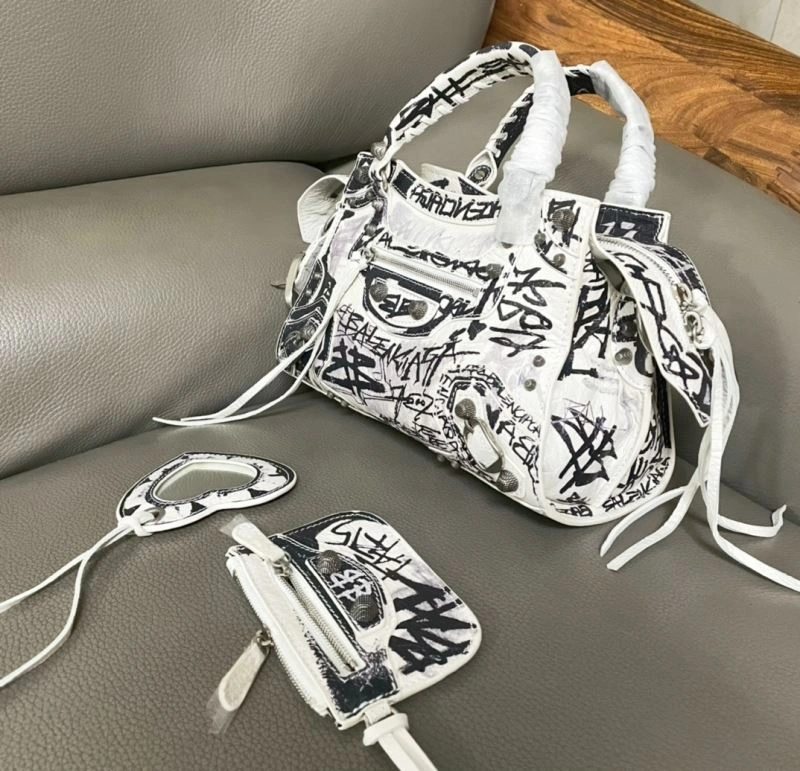 Trendy Bxlxnciaga Top Handle Bags 85318